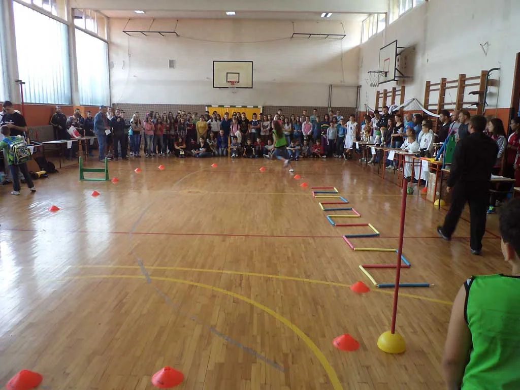 13.09.2013 Održan sajam sportova u OŠ"Vuk Karadžić"
