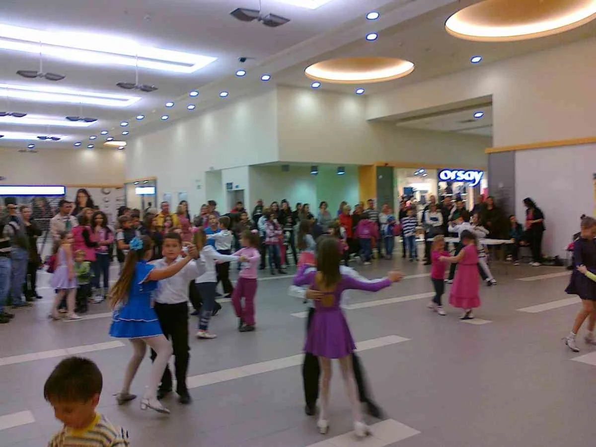 01.10.2013 u tržnom centru "Roda" u Kruševcu održana sportska prezentacija