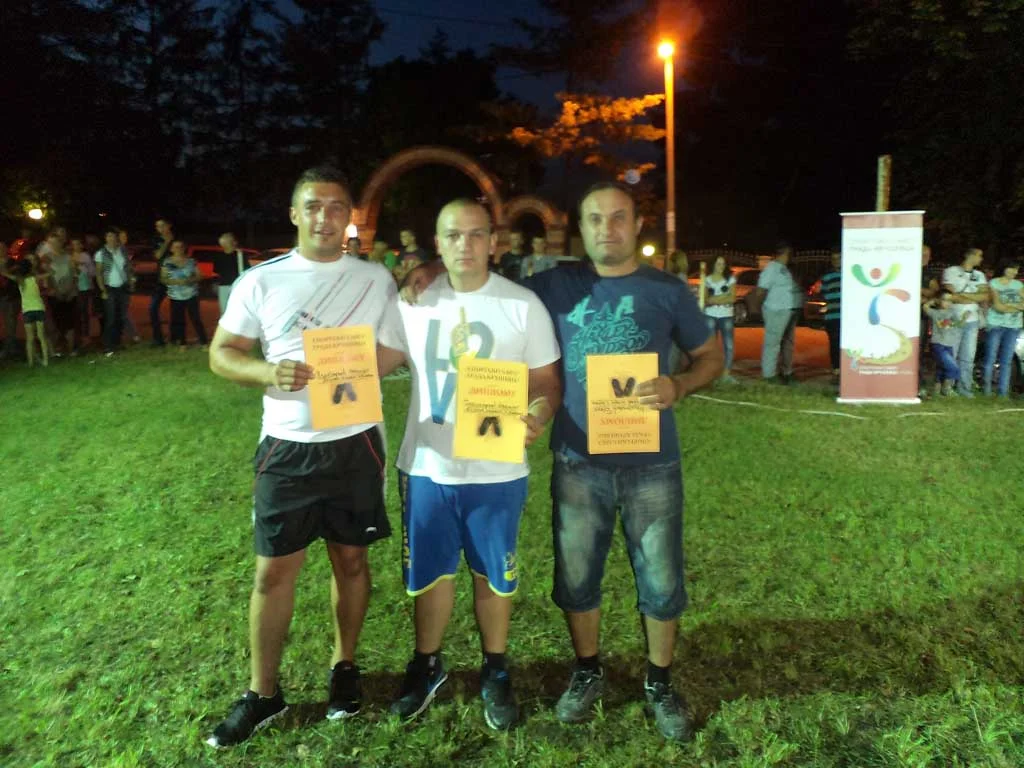 10.08.2014 godine u selu Zdravinju kraj Kruševca održano „Čarapansko nadmetanje“ u organizaciji Sportskog saveza grada Kruševca