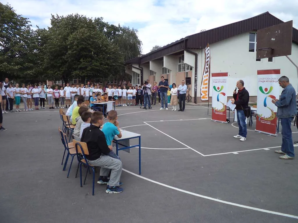 17.09.2014 god. Sportski savez grada Kruševca u OŠ"Dositej Obradović" održao akciju "Sportski čas za sve Vas"