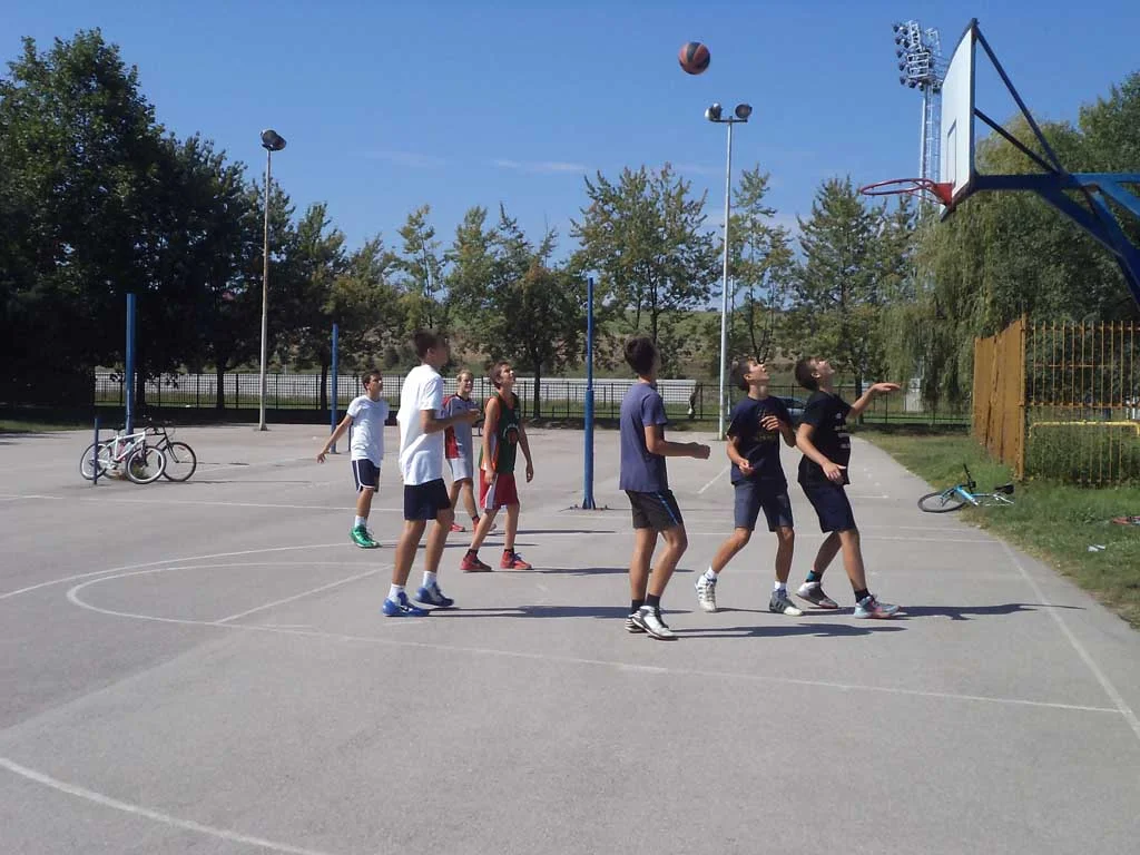 27.08.2014 u okviru akcije "Sportsko leto 2014" održan turnir "Ulični basket"