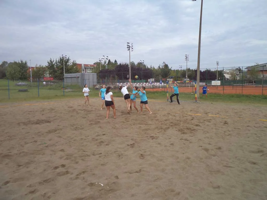 25.08.2014 u okviru akcije "Sportsko leto 2014" održan turnir "Rukomet na pesku"