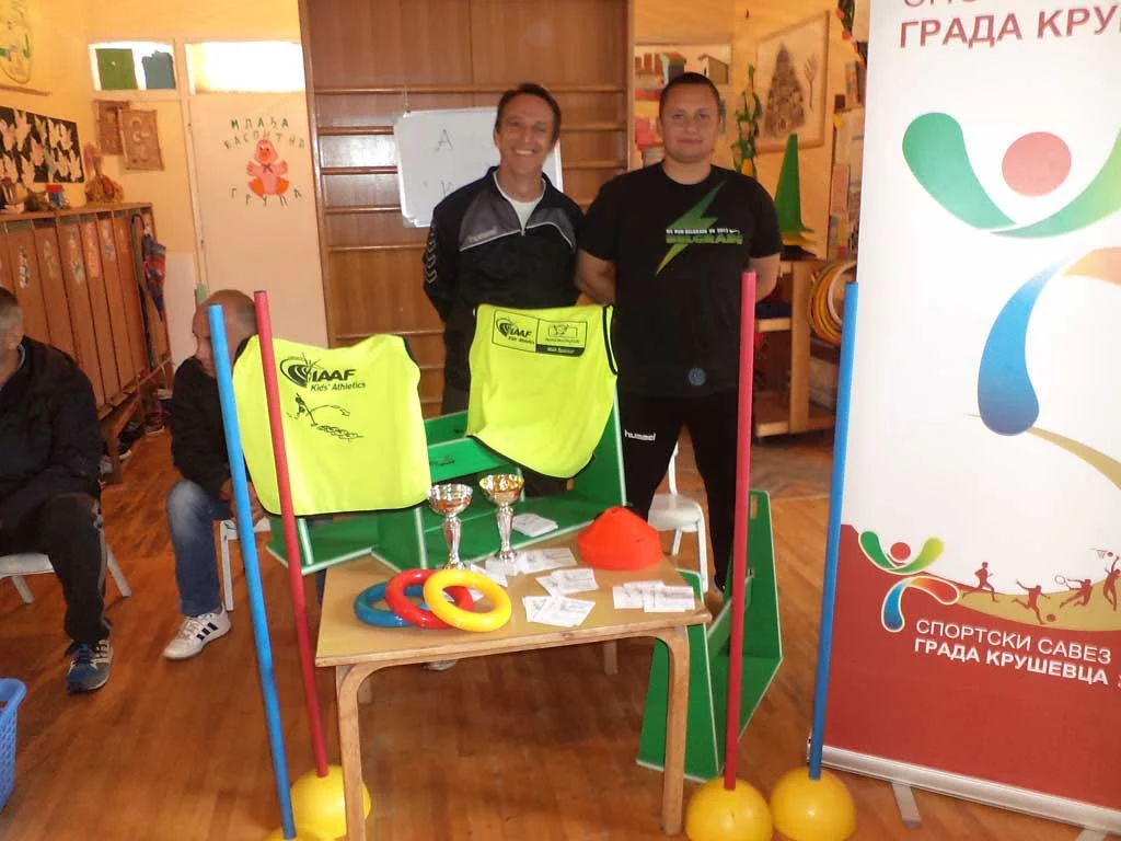 07.10.2014 godine u vrtiću „Naša radost“ održana je akcija „Sportski čas za sve Vas“ Sportskog saveza grada Kruševca