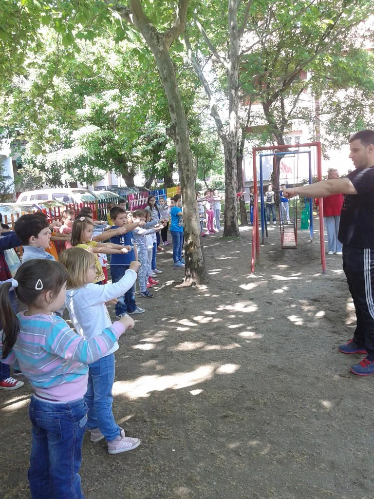 12.05.2015 Sportski savez grada Kruševca u vrtićima PU"Nata Veljković" "Neven" i "Zvončić" realizovao akciju "Sportić U Vrtić"