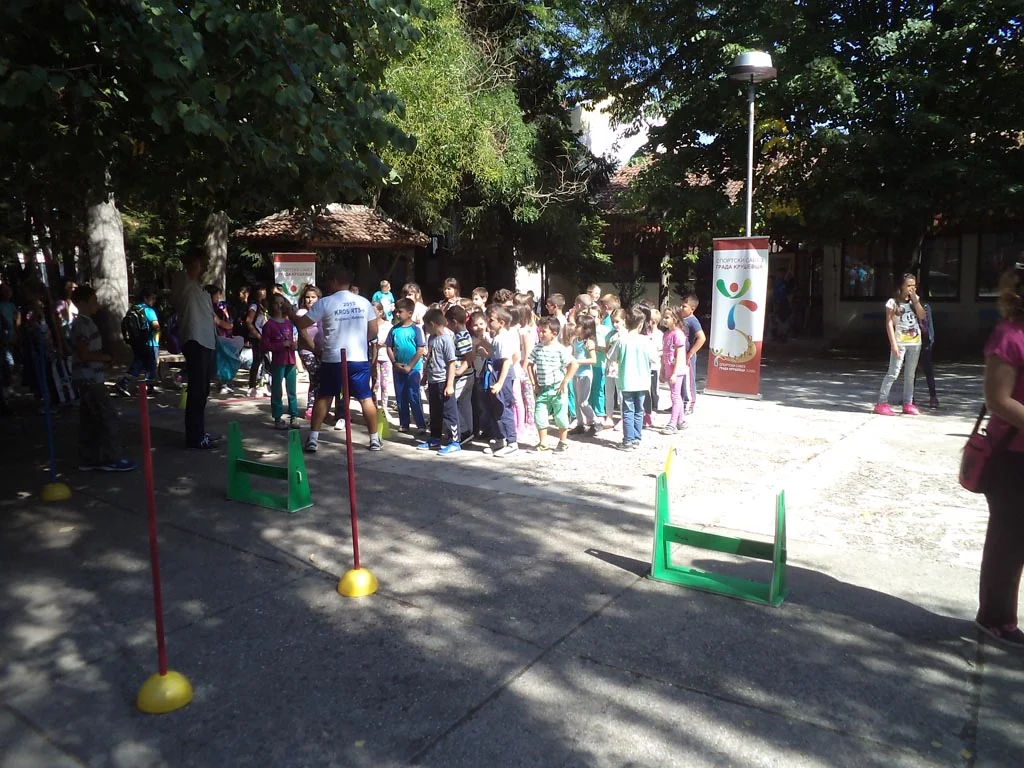 16.09.2015 u OŠ"Velizar Stanković-Korčagin" održana akcija Sportskog saveza grada Kruševca "Sportski poligoni"