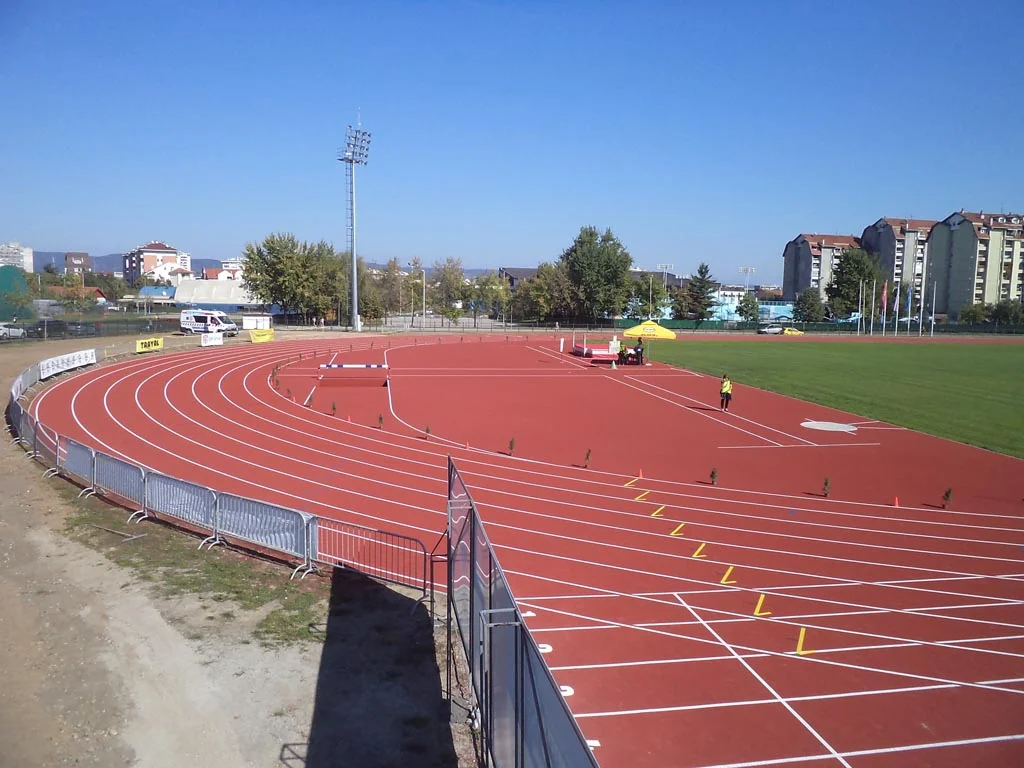 3-4.10.2015 Na novom atletskom stadionu u Kruševcu održano je prvo takmičenje “ Finale kupa Srbije za starije pionire i pionirke“