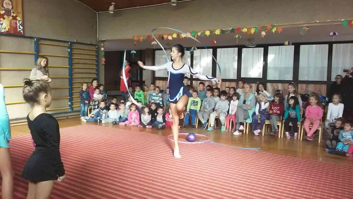 20.10.2016 u vrtiću "Golub mira" Predškolske Ustanove "Nata Veljković" održana akcija Sportskog saveza grada Kruševca" "Sportić u vrtić"
