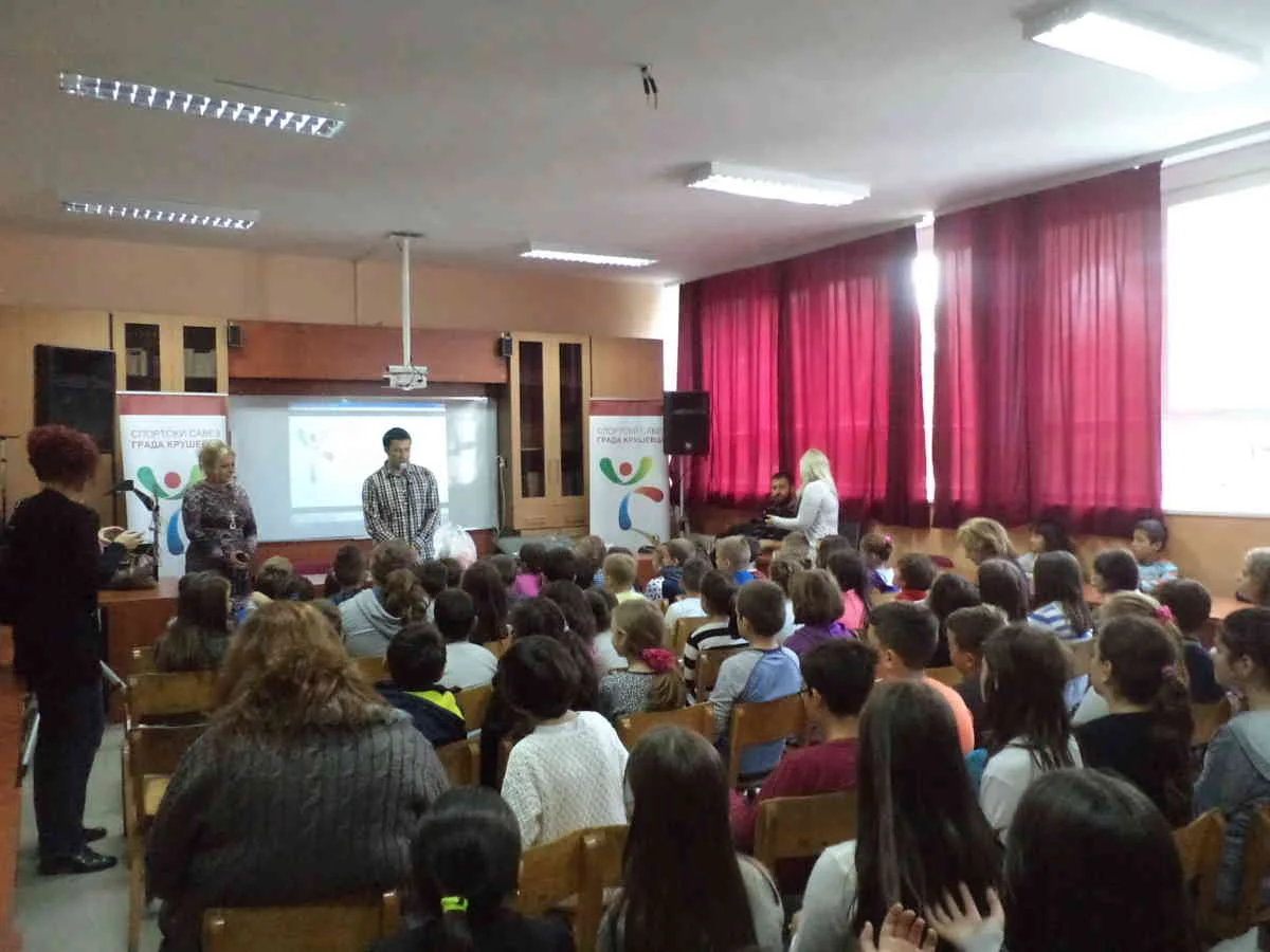 14.10.2014 u OŠ"Branko Radičević" održana akcija Sportskog saveza grada Kruševca "U sport iz baze"