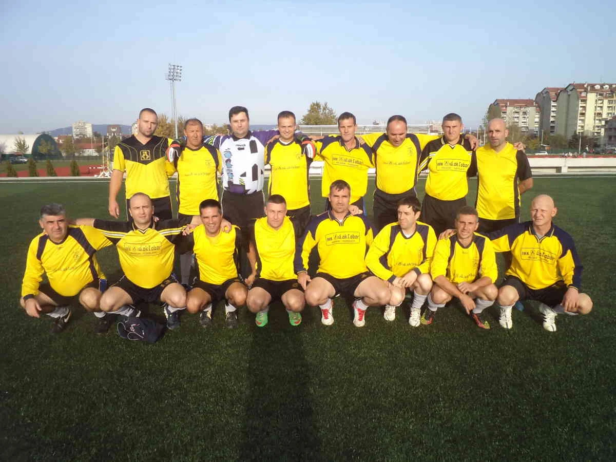 14.10.2014 povodom proslave dana oslobođenja Kruševca odigrana fudbalska utakmica veterana FK"14 oktobar" i veterana FK"Trajal"