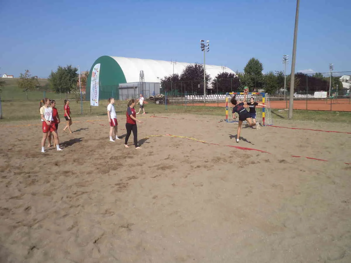 23.08.2017 u okviru "Sportskog leta 2017" održan turnir rukomet na pesku
