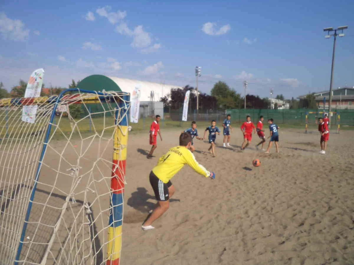 14.08.2018 u okviru "sportskog leta" održan turnir u fudbalu na pesku