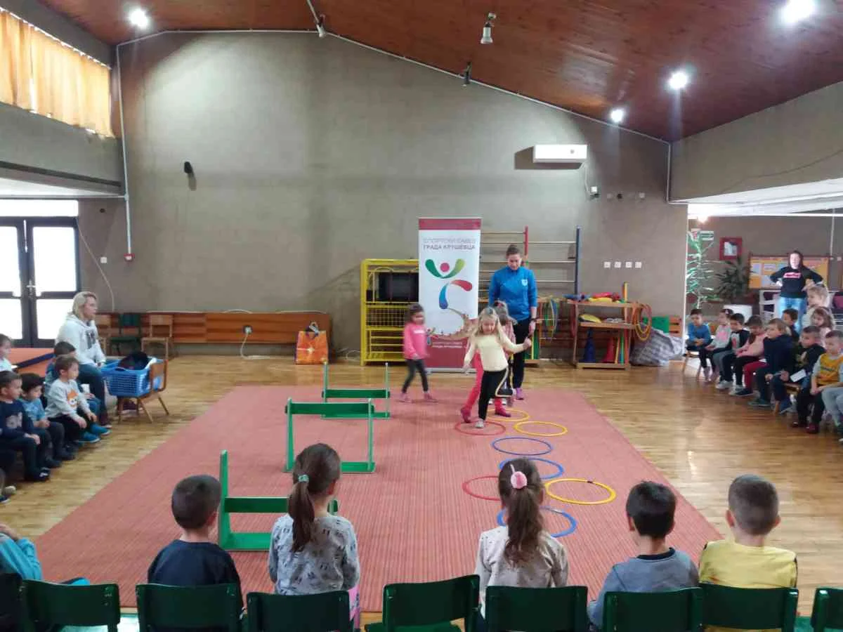 3.12.2019 u vrtićima "Pčelica" i "Labud" održana akcija "sportić u vrtić"