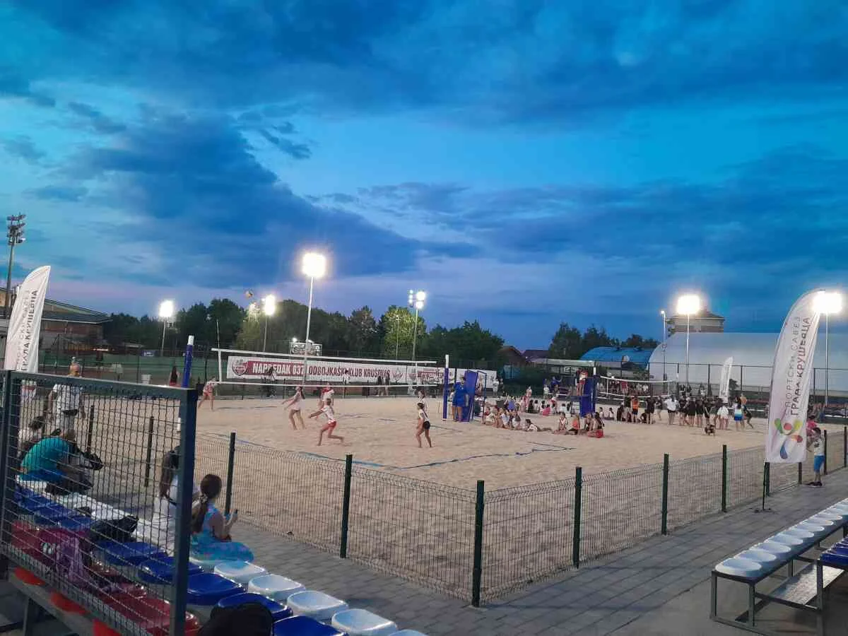 U okviru "sportskog leta" održan turnir u odbojci na pesku
