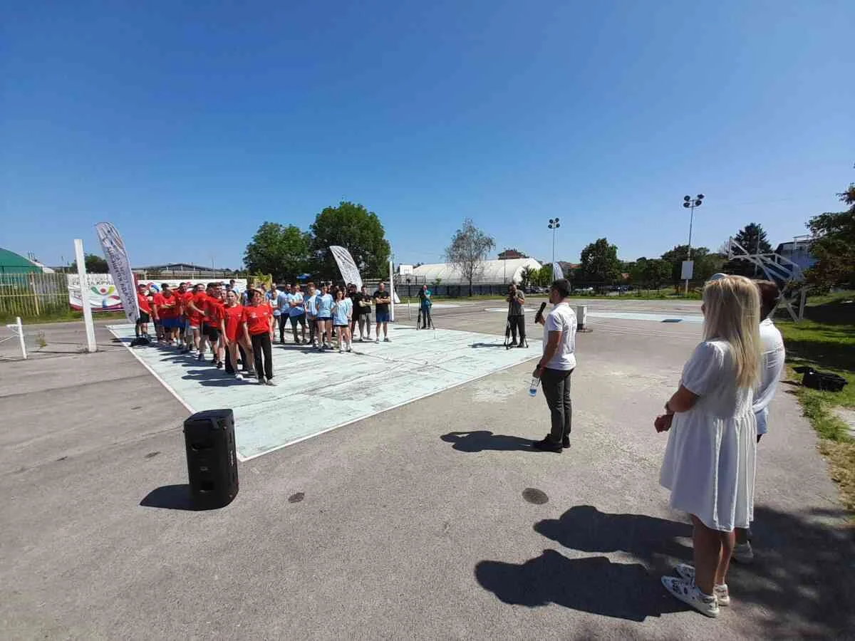 održano gradsko takmičenje "seoskih igara" u kruševcu